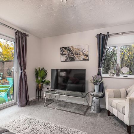 Worcester Fabulous Cherry Tree Mews Self Check In Dogs Welcome By Prior Arrangement , 2 Double Bedrooms ,Super Fast Wi-Fi, With Free Off Road Parking For 2 Vehicles Near Royal Hospital And Woodland Walks Εξωτερικό φωτογραφία