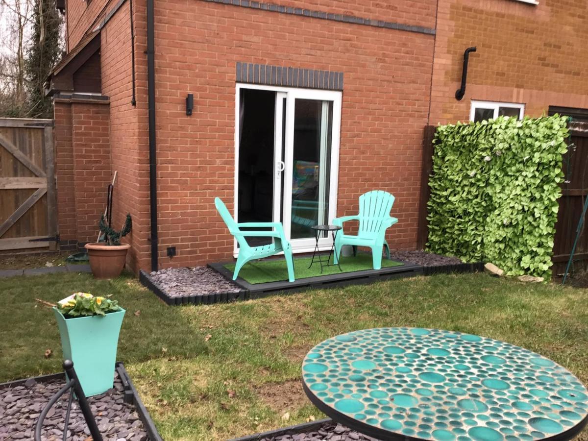Worcester Fabulous Cherry Tree Mews Self Check In Dogs Welcome By Prior Arrangement , 2 Double Bedrooms ,Super Fast Wi-Fi, With Free Off Road Parking For 2 Vehicles Near Royal Hospital And Woodland Walks Εξωτερικό φωτογραφία