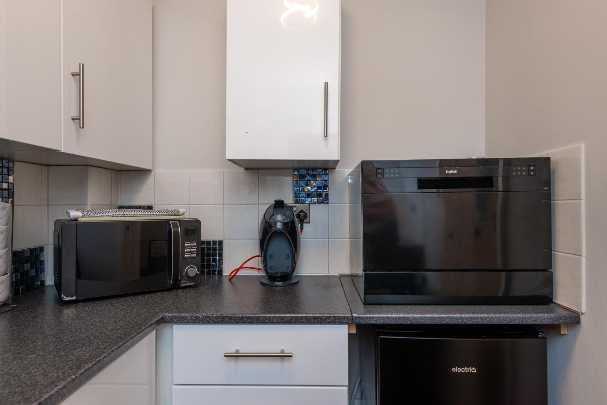 Worcester Fabulous Cherry Tree Mews Self Check In Dogs Welcome By Prior Arrangement , 2 Double Bedrooms ,Super Fast Wi-Fi, With Free Off Road Parking For 2 Vehicles Near Royal Hospital And Woodland Walks Εξωτερικό φωτογραφία