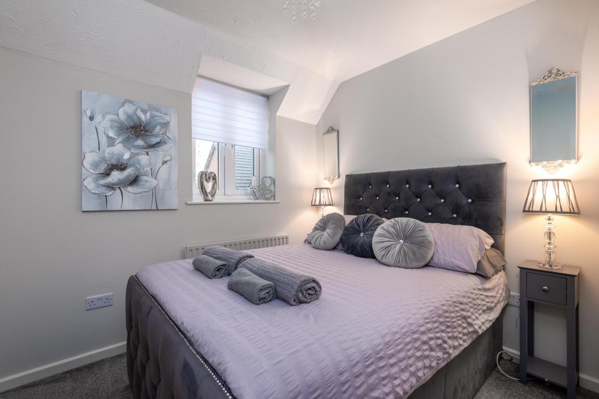 Worcester Fabulous Cherry Tree Mews Self Check In Dogs Welcome By Prior Arrangement , 2 Double Bedrooms ,Super Fast Wi-Fi, With Free Off Road Parking For 2 Vehicles Near Royal Hospital And Woodland Walks Εξωτερικό φωτογραφία