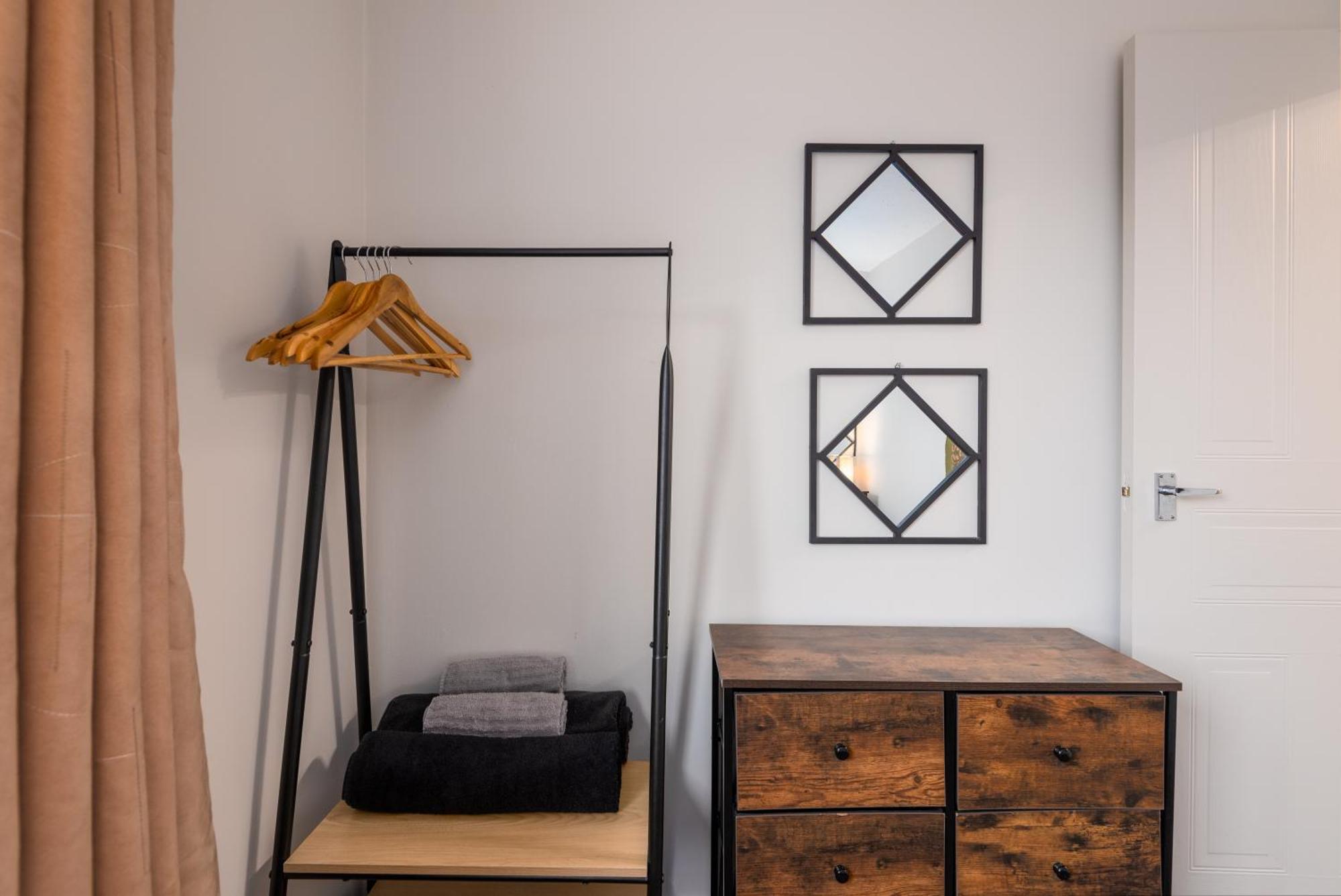 Worcester Fabulous Cherry Tree Mews Self Check In Dogs Welcome By Prior Arrangement , 2 Double Bedrooms ,Super Fast Wi-Fi, With Free Off Road Parking For 2 Vehicles Near Royal Hospital And Woodland Walks Εξωτερικό φωτογραφία