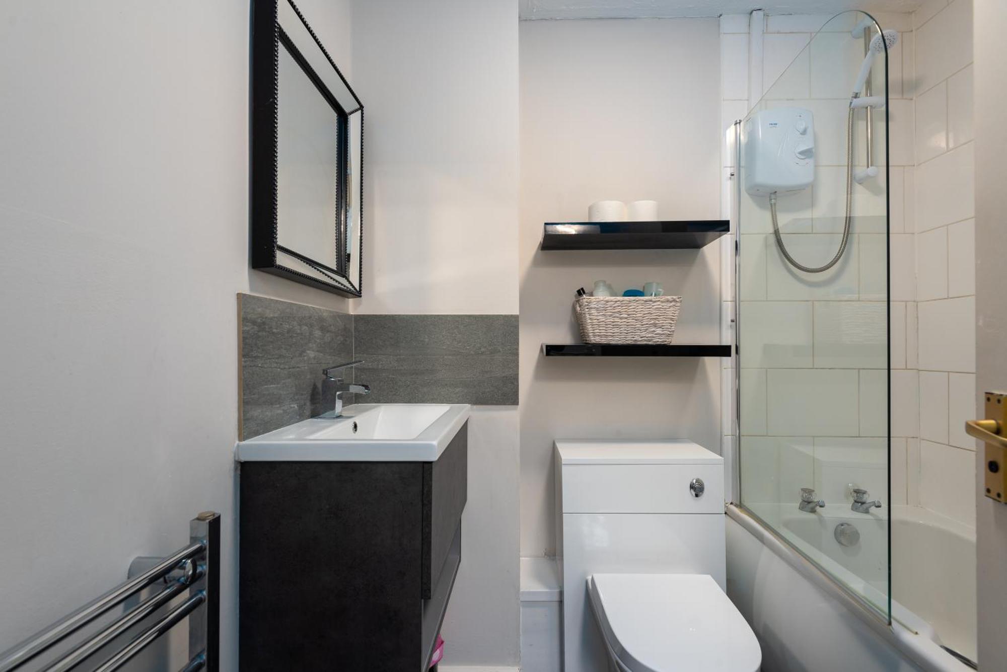 Worcester Fabulous Cherry Tree Mews Self Check In Dogs Welcome By Prior Arrangement , 2 Double Bedrooms ,Super Fast Wi-Fi, With Free Off Road Parking For 2 Vehicles Near Royal Hospital And Woodland Walks Εξωτερικό φωτογραφία